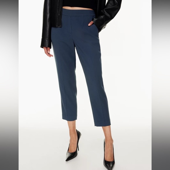 ✨SOLD ✨ Aritzia Conan Crop Blue - Size 00 - Picture 1 of 9